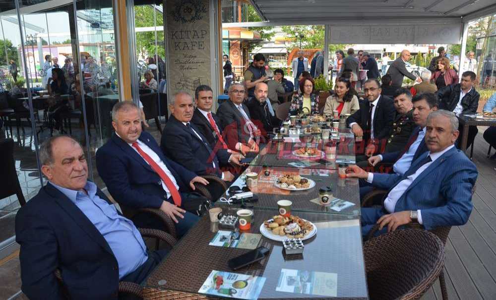 Kitap Kafe Resmen Açıldı