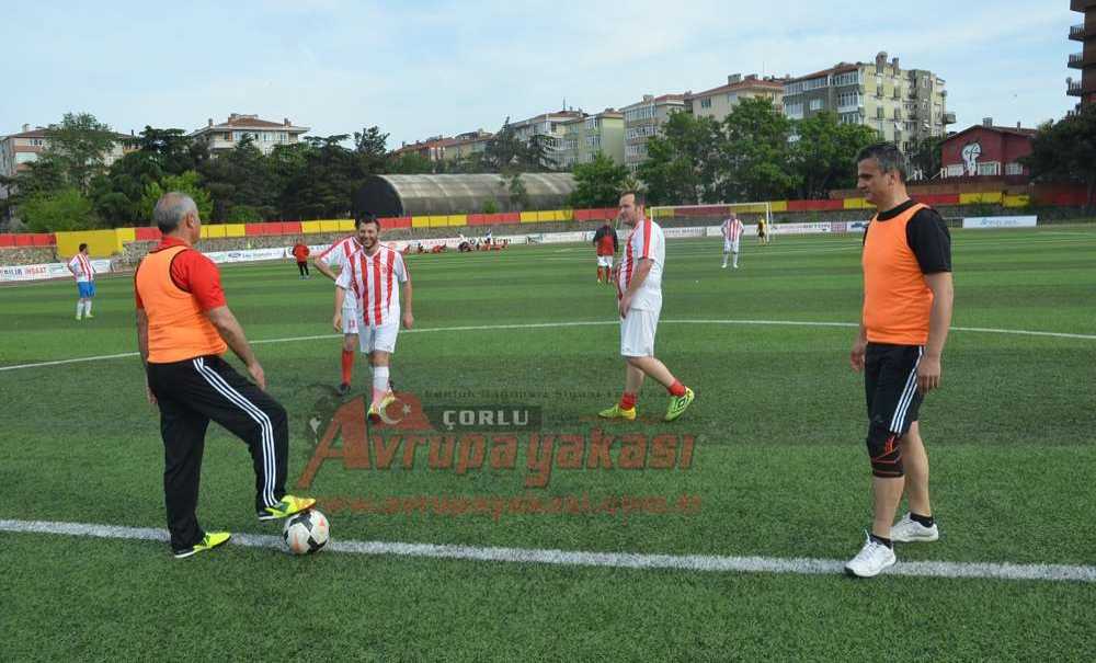 Protokol Ve Basın Futbol Maçında Ter Döktü
