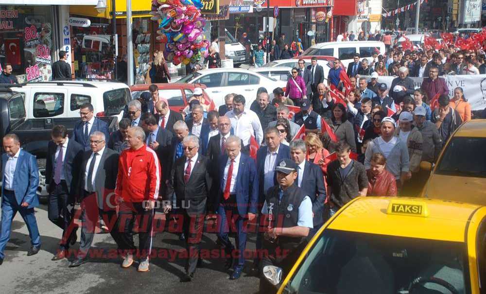 19 Mayıs'a Coşkulu Kutlama