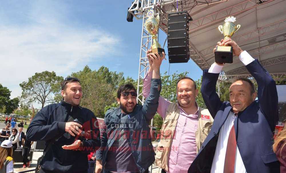 19 Mayıs'a Coşkulu Kutlama