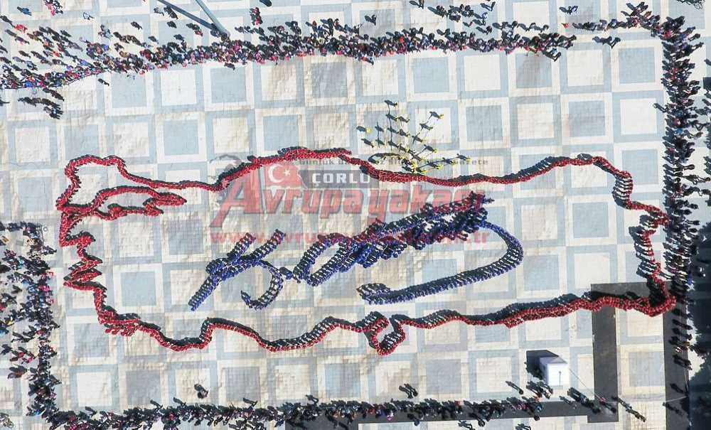 19 Mayıs'a Coşkulu Kutlama