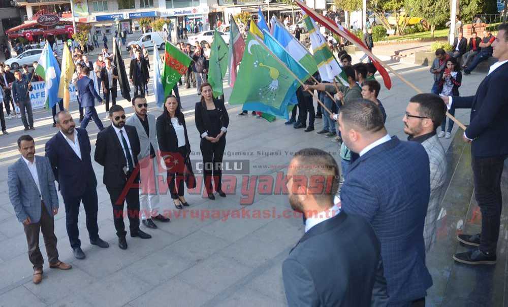 Ülkü Ocakları Çorlu Şubesi'nden Gençlik Yürüyüşü