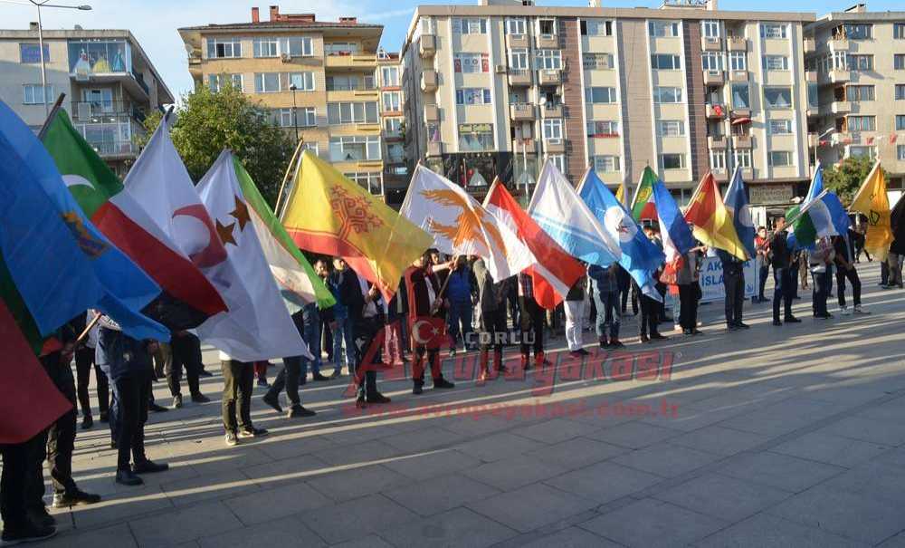 Ülkü Ocakları Çorlu Şubesi'nden Gençlik Yürüyüşü