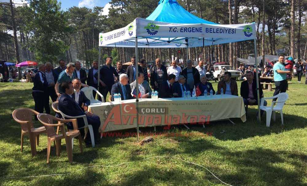 Çorlu Ve Ergene'deki Göçmenler Piknikte Buluştu
