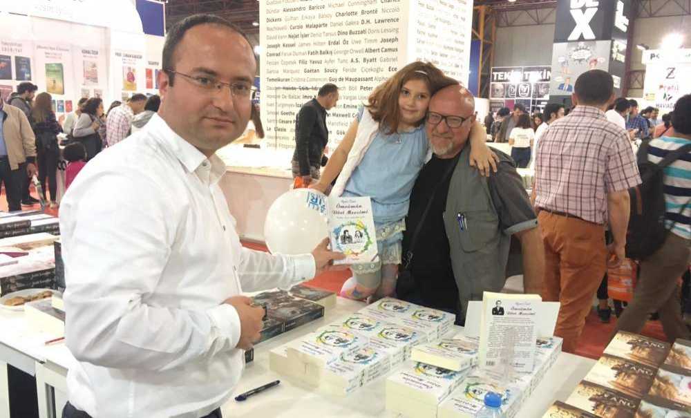 Çorlulu Yazar Ramis Çınar Kocaeli Kitap Fuarı'na Konuk Oldu