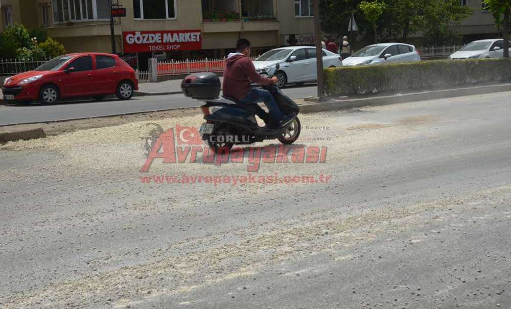 Belediyeden Mıcırlı Yol