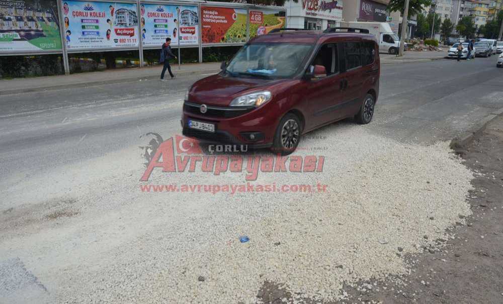 Belediyeden Mıcırlı Yol