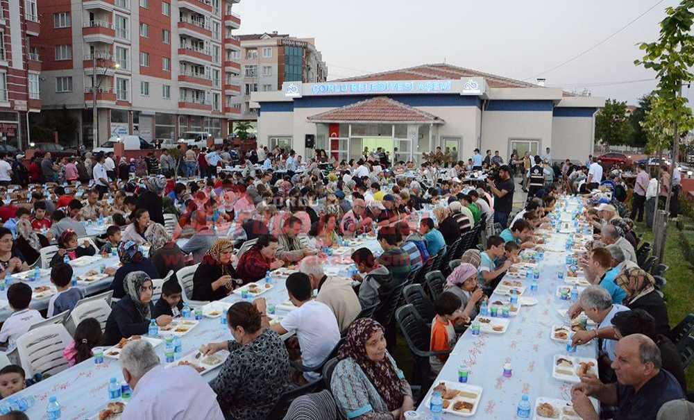Çorlu Belediyesi Bu Yıl Da İftar Yemeği Verecek