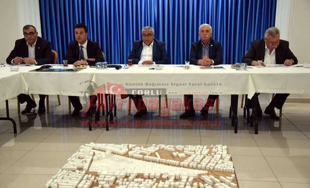 Başkan Baysan Meclis Üyelerine Kent Parkı Projesini Anlattı