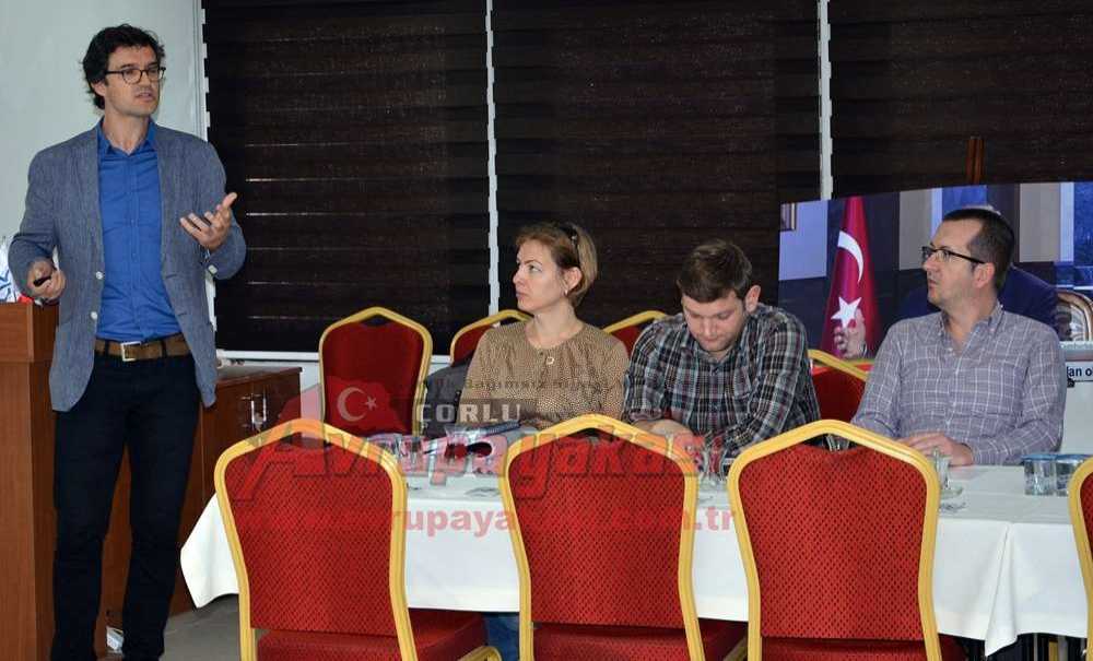 Başkan Baysan Meclis Üyelerine Kent Parkı Projesini Anlattı