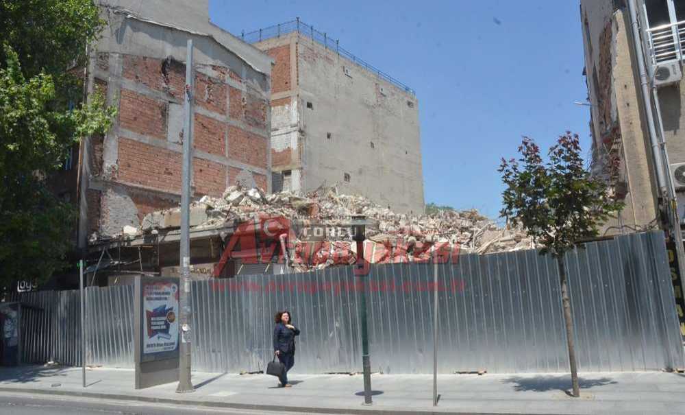 Yıkım Vatandaşı Rahatsız Etti