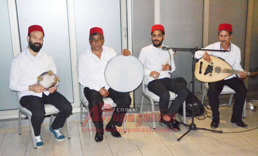 Divan Otel'den Gazetecilere İftar