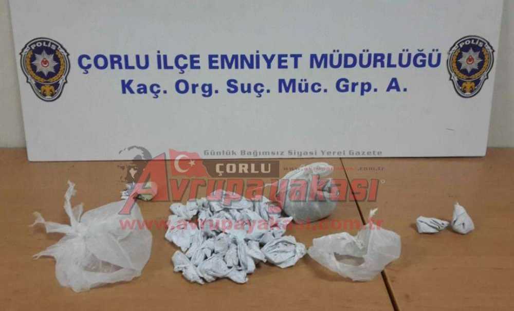 Çorlu Kom'dan Zehir Tacirlerine Operasyon