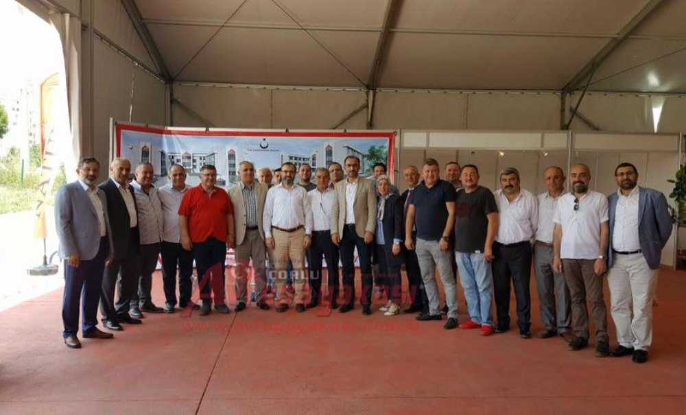 Ak Parti'li Yel'den Eğitim Kermesi'ne Ziyaret