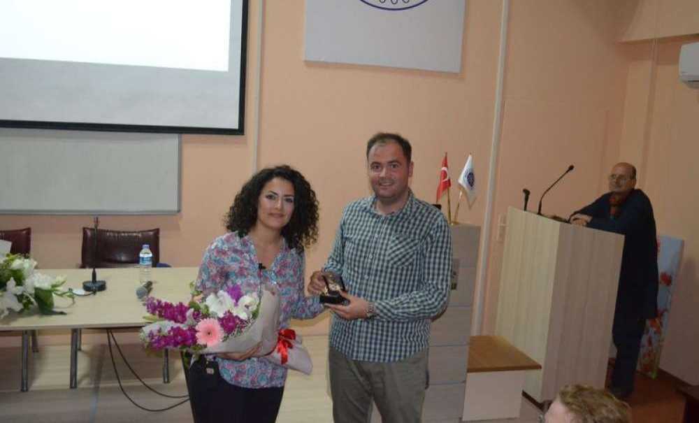 Çorlu Myo'da Kendimizi Tanımak Konferansı