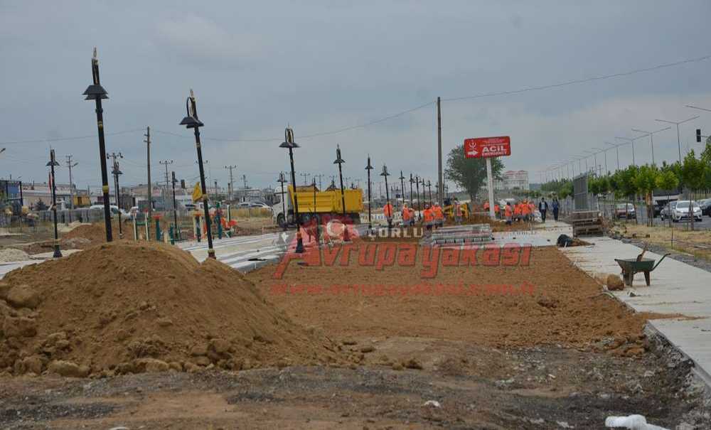 Kent Parkında Çalışmalar Yeniden Başladı