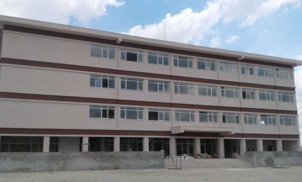 Müdür Güçlü Çorlu Spor Lisesi İnşaatını İnceledi