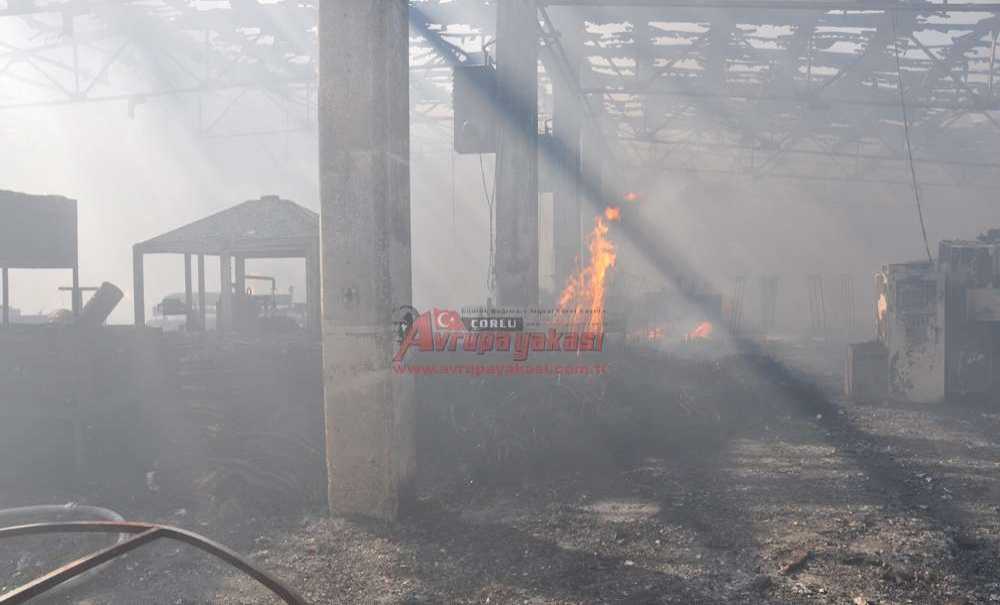Ergene'de Fabrika Yangını