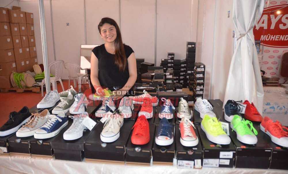 Tuğba Özay Çorlu'da Konser Verecek