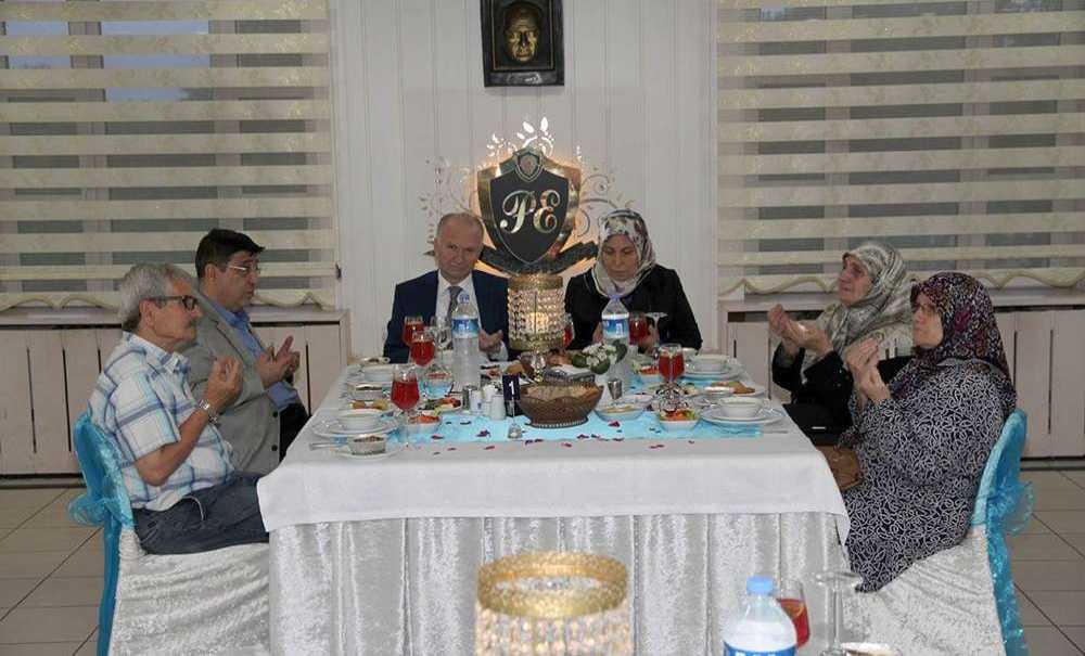 Vali Mehmet Ceylan Polis Eşleri Derneğinin Düzenlediği İftar Yemeğine Katıldı