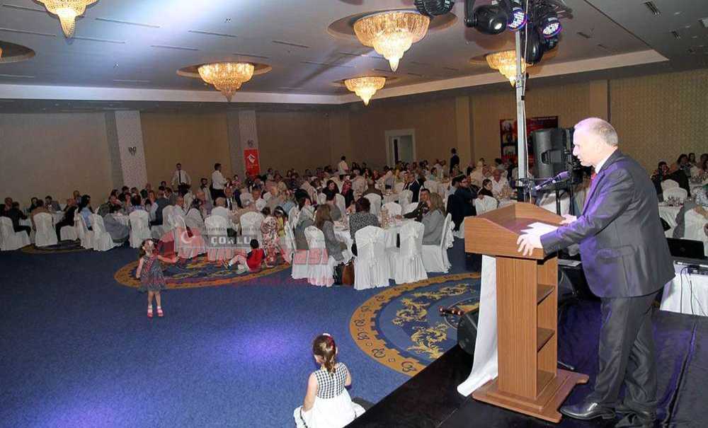 Vali Ceylan Şehit Aileleri Ve Gazilerle İftar Yemeğinde Buluştu