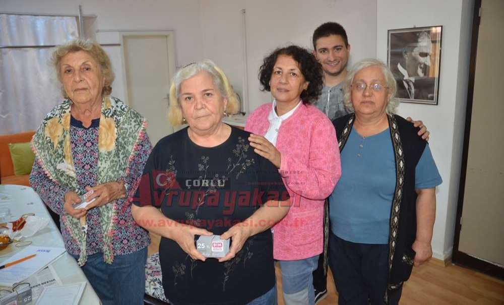 Tysd Çorlu Şubesi'nden İhtiyaç Sahibi Ailelere Market Kartı