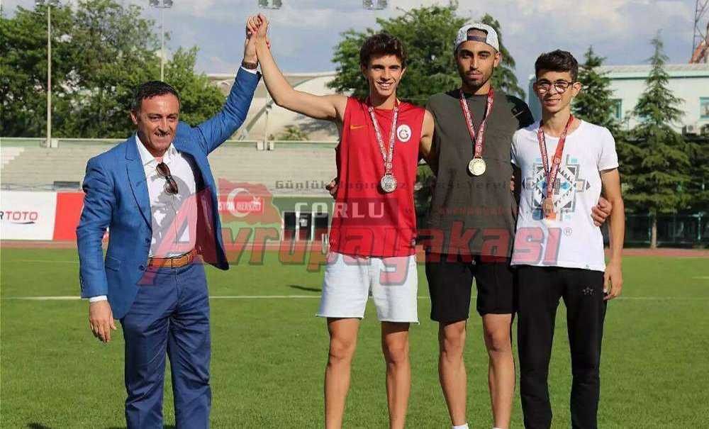 Ergeneli Atletler Madalyaya Doymuyor