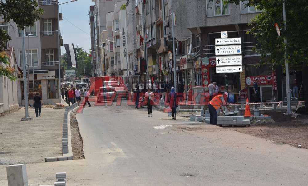 Patron Çıldırdı Esnafın Çalışma Tepkisi “Bayrama 2 Gün Var Hala Toz İçindeyiz”