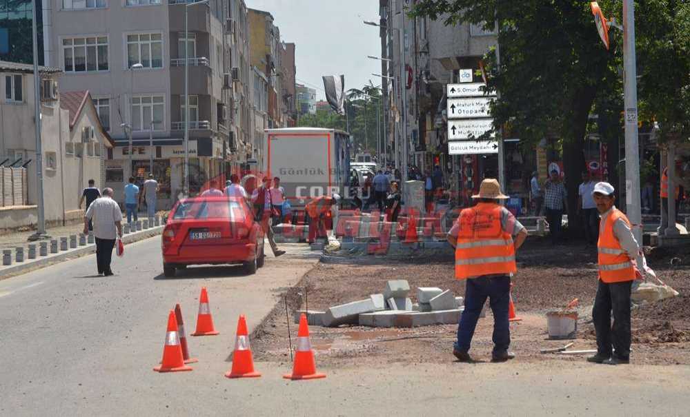 Patron Çıldırdı Esnafın Çalışma Tepkisi “Bayrama 2 Gün Var Hala Toz İçindeyiz”