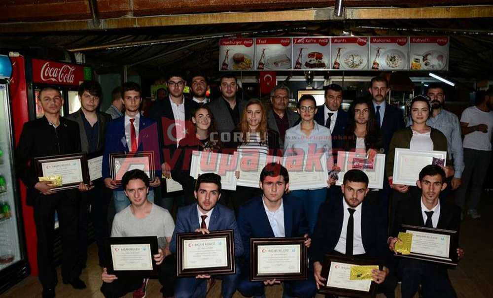 Çorlu Ülkü Ocakları'ndan İftar Programı