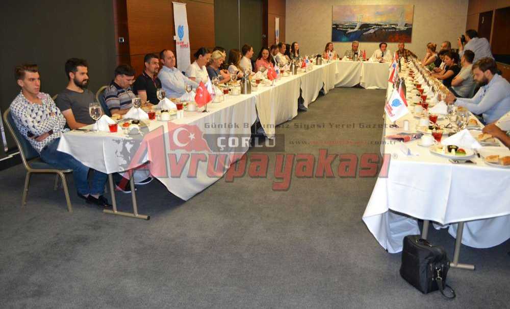 Özel Çorlu Vatan Hastanesi'nden İftar Yemeği