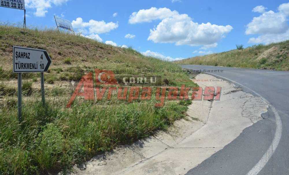 Şahbaz Mı? Şahpaz Mı?