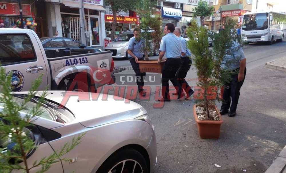 Çorlu Zabıtası Kaldırım İşgallerine Savaş Açtı