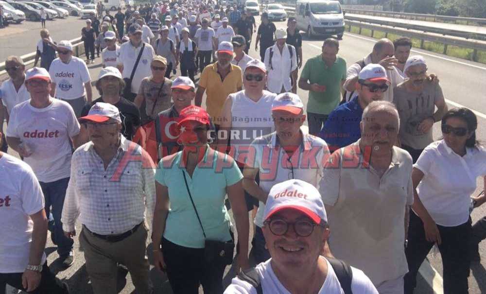 Çorlu Chp Adalet Yürüyüşüne Katıldı