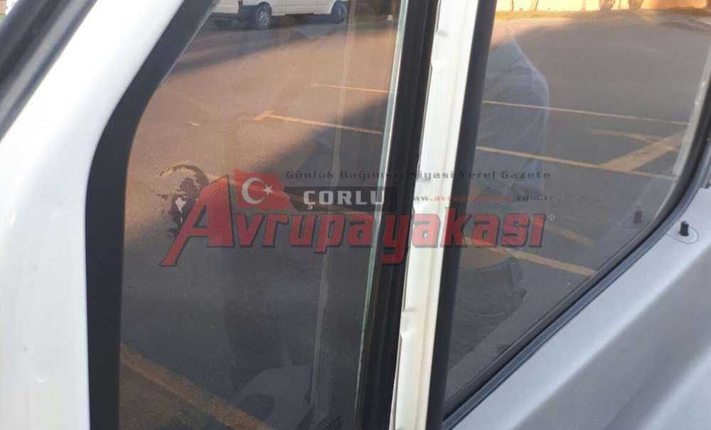 Oto Fareleri Servislere Dadandı