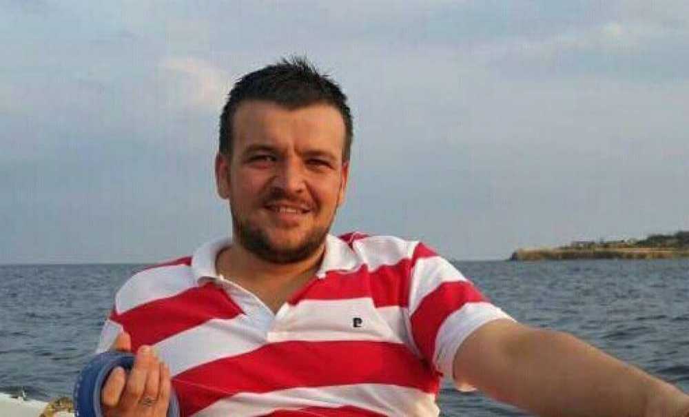 Elektrik Akımına Kapılan Eski Futbolcu Hayatını Kaybetti