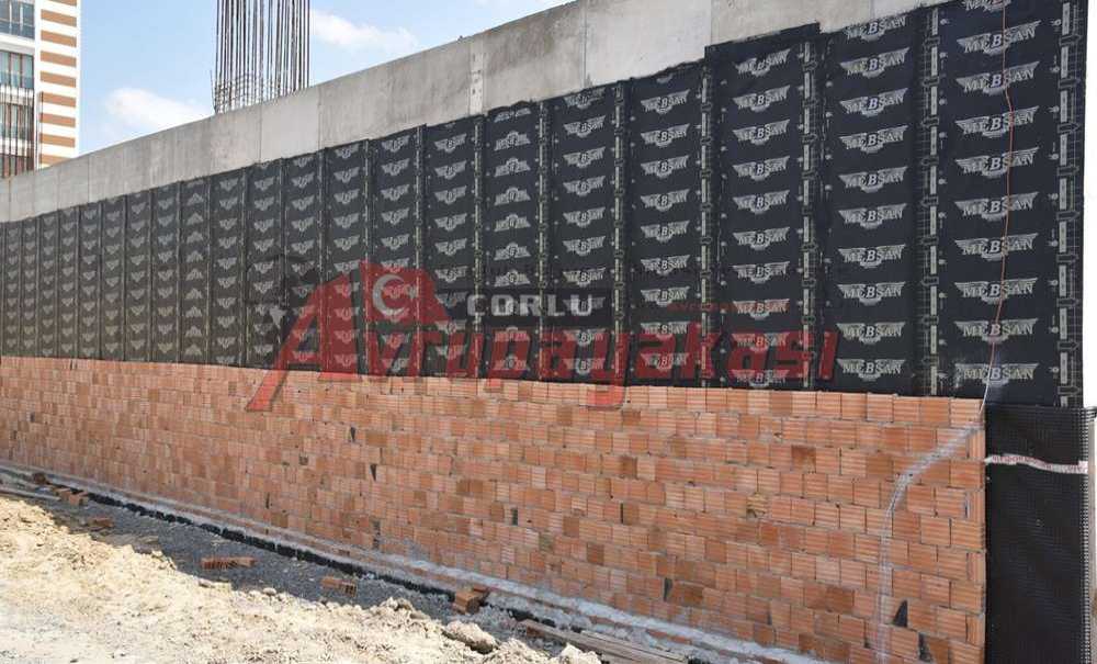 Atakent Kapalı Pazaryerinin Yapımı Sürüyor