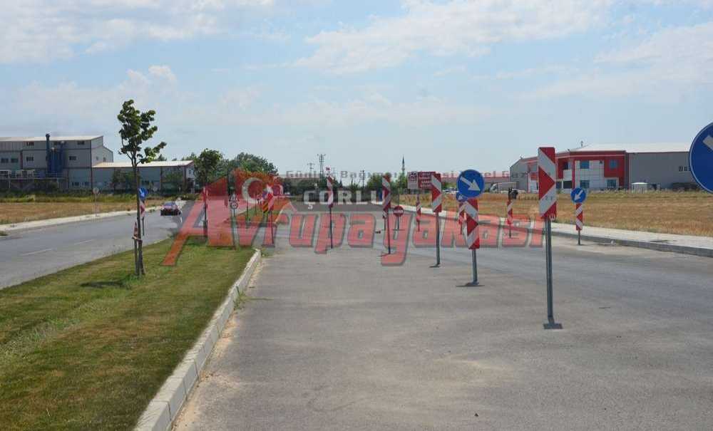 Bülent Ecevit Bulvarı'nın Duvar Problemi Çözülmedi