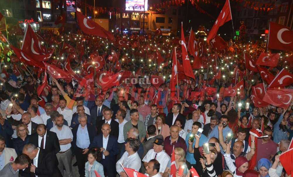 Çorlu Tek Vücut Oldu Meydanı Doldurdu