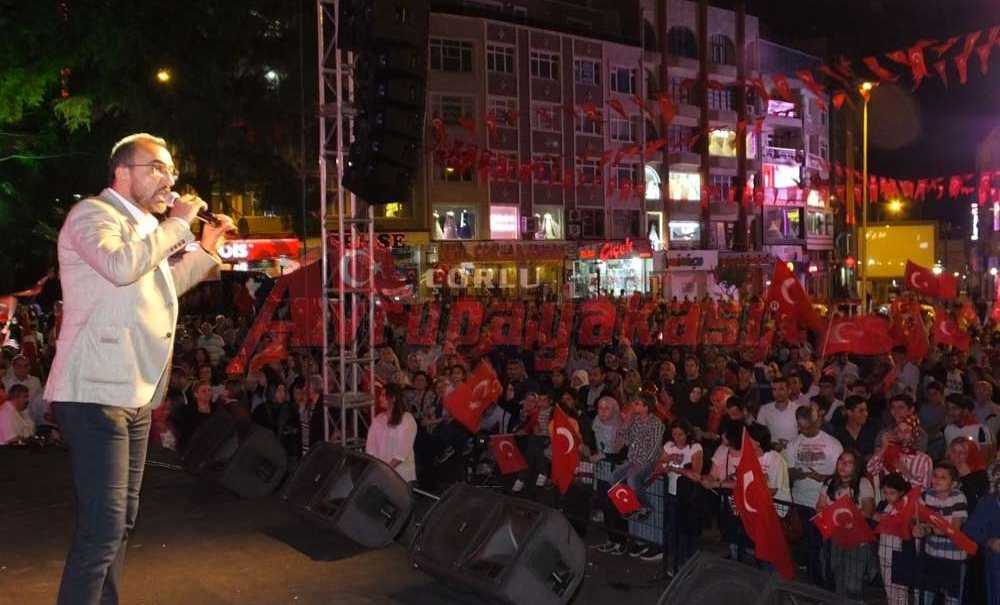 Çorlu'da Milli İradeden Demokrasi Nöbeti