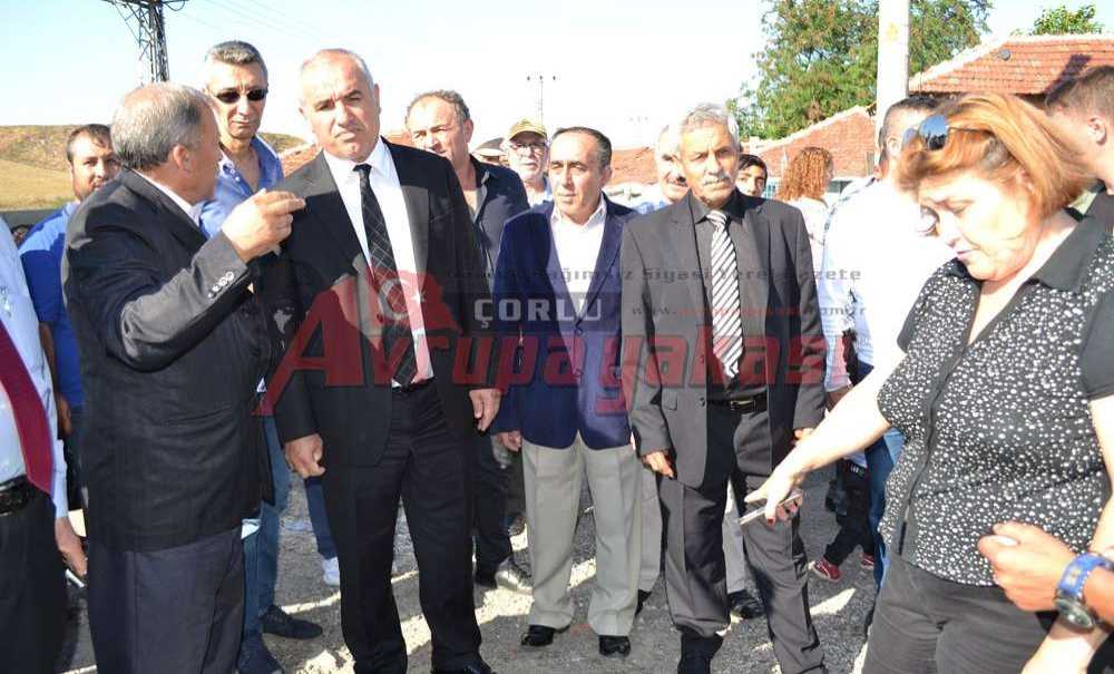 Mahalleli Halk Toplantısına Gelmeyince Kaymakam Halkın Ayağına Gitti