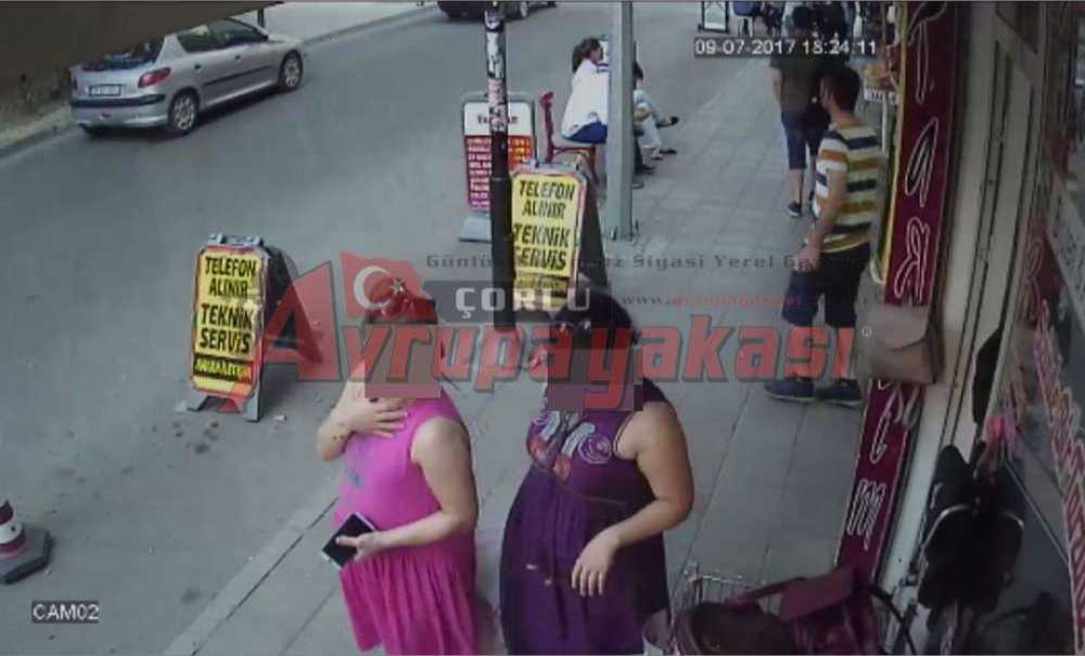 Saat Hırsızı Kadın Kameraya Yakalandı