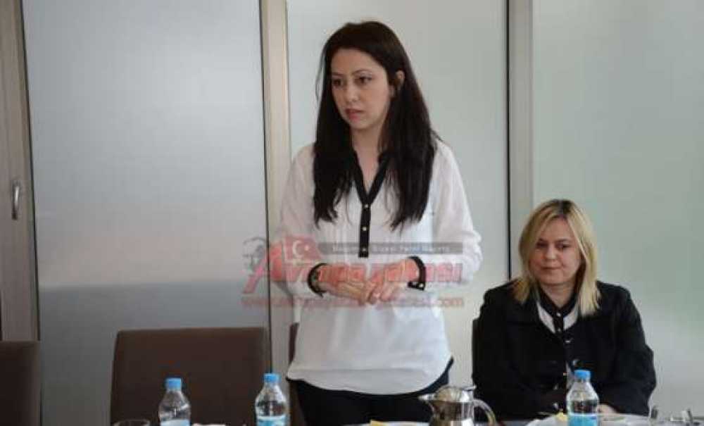 Mhp'li Kadınlar Şehit Anneleri Ile Kahvaltıda Bir Araya Geldi