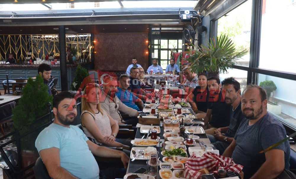 “İsrail'in Saldırgan Tutumunu Lanetliyoruz”