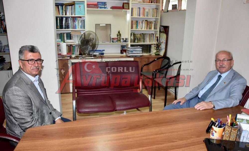 Başkan Albayrak Çorlu'daki Meclis Üyelerini Ziyaret Etti