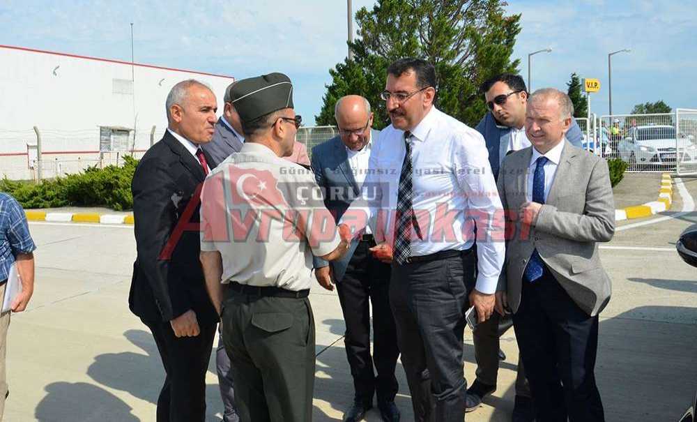 Bakan Tüfenkçi Çorlu Havaalanı'ndan Uğurlandı