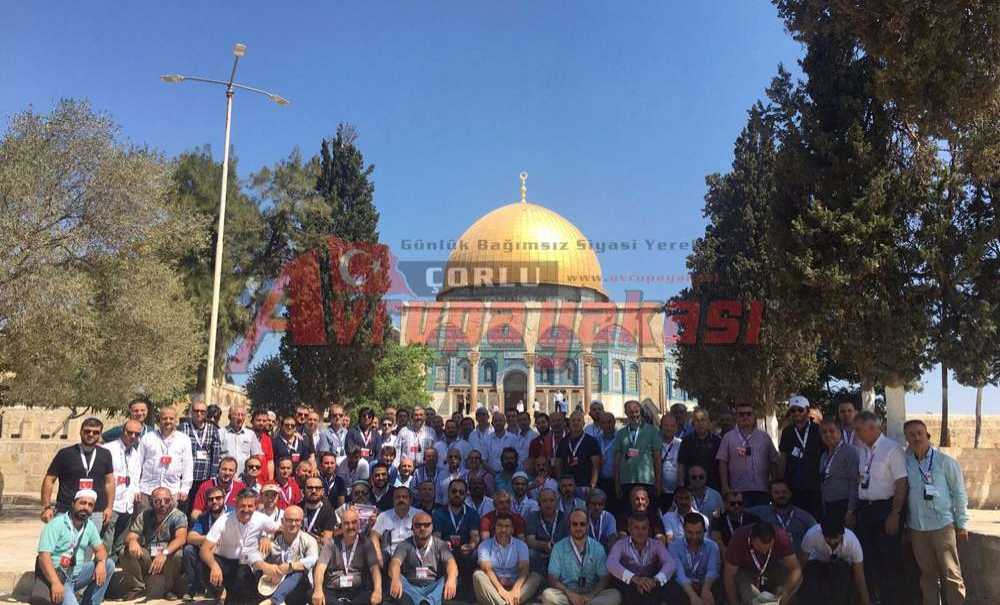 Müsiad Heyeti, Mescid-I Aksa'da Cuma Namazı Sonrası Çağrı Yaptı