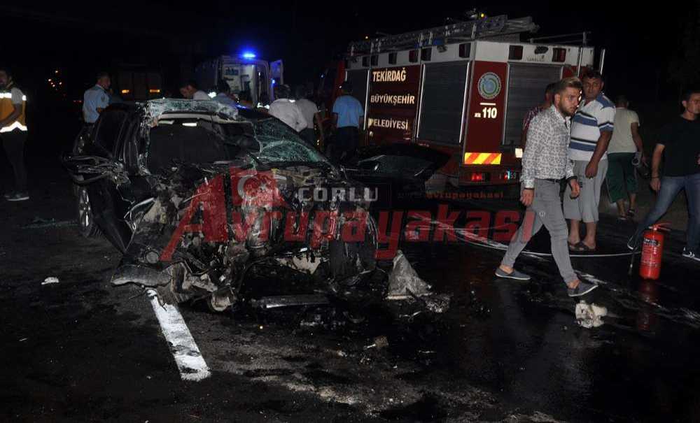 Çorlu`da Feci Kaza; 1 Ölü, 2 Yaralı