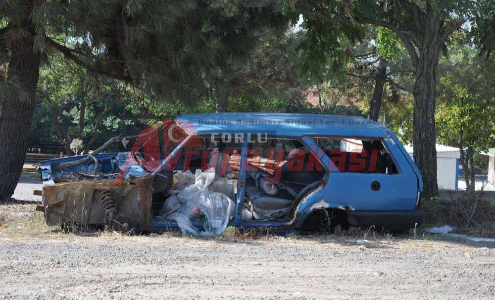Hurda Araç Mezarlığı