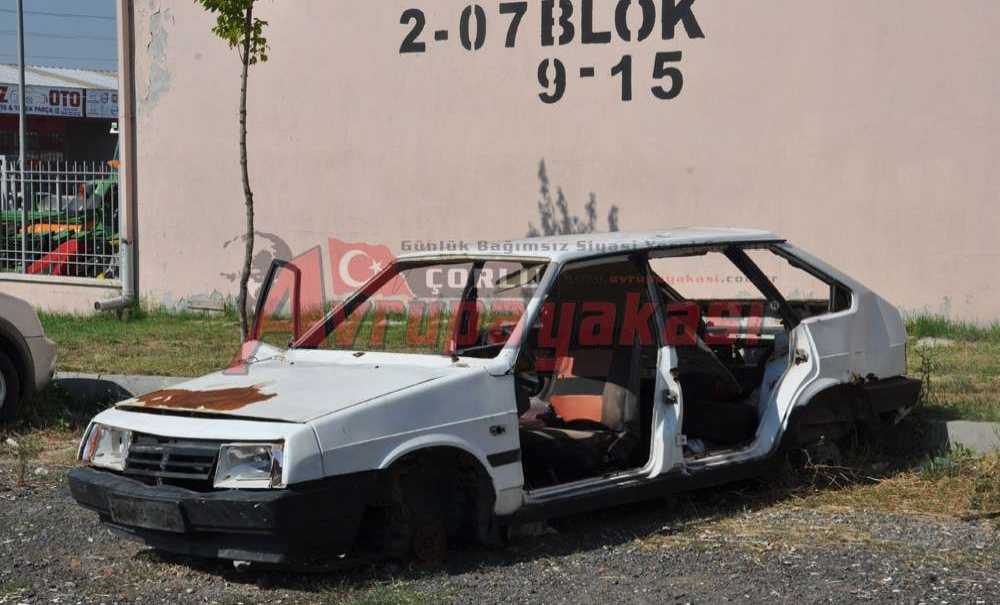 Hurda Araç Mezarlığı